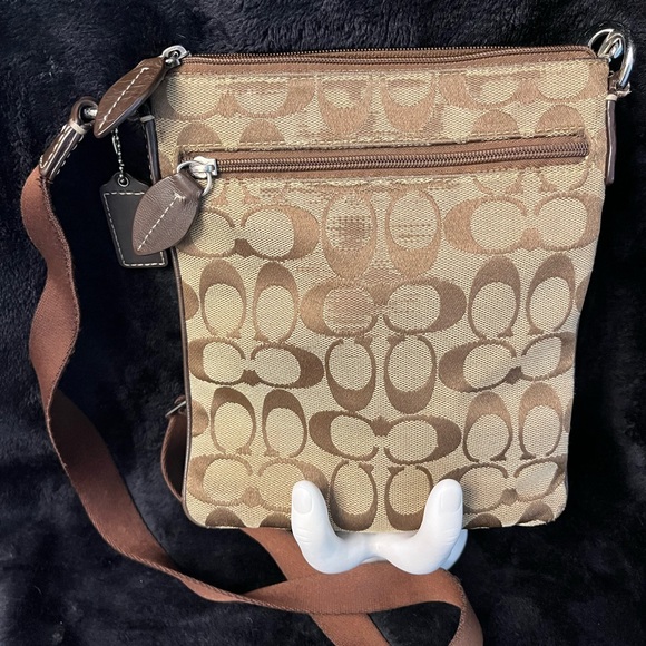 Coach Crossbody bag 6/10 - Picture 3 of 5
